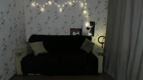 black_berry_bla_ck online show from 09/12/25, 11:54