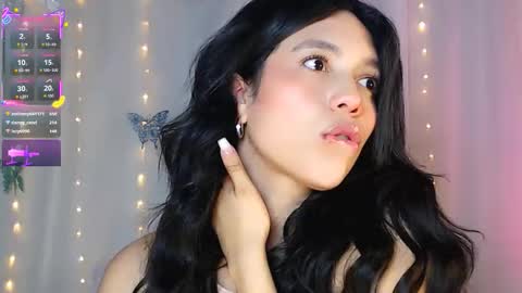 Sara online show from 09/23/25, 10:40