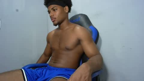 Snapshot of black_dicck chatting on 07/26/26, 03:47 tu morenito online show from 07/26/26, 03:47