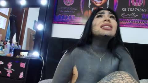 Snapshot of black_eyestattoo chatting on 05/19/26, 01:56 karenth soto online show from 05/19/26, 01:56