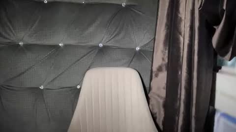 Snapshot of black_fairyxxx chatting on 12/04/25, 05:39 black_fairyxxx online show from 12/04/25, 05:39