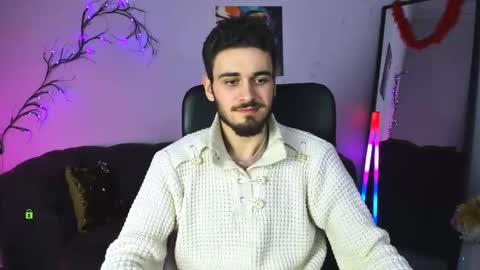 black_jacob12 online show from 12/19/25, 01:18