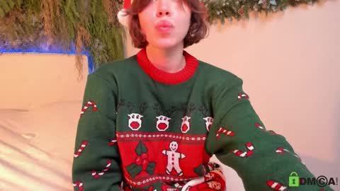 Jenny online show from 12/22/24, 07:52