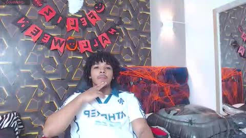 black_king_241 online show from 10/20/25, 03:29