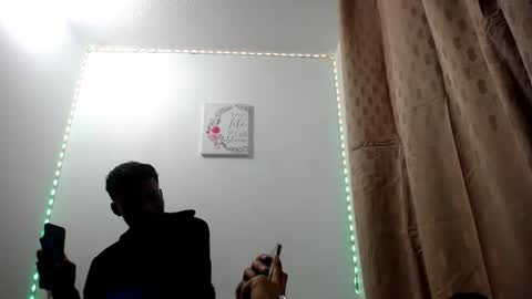 black_men9 online show from 12/18/25, 04:29