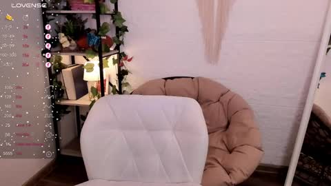 Mon Mon online show from 02/12/25, 05:37