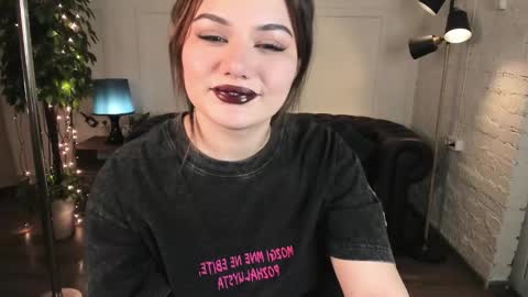 Mon Mon online show from 02/07/26, 02:59