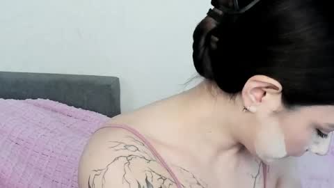 Mon Mon online show from 05/13/26, 06:22