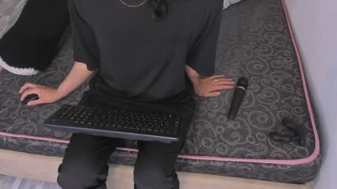 B L A C K  R O S E  online show from 04/09/26, 11:37