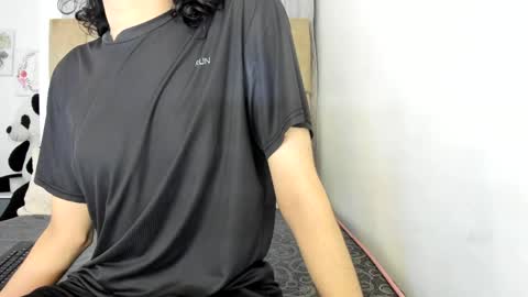 Snapshot of black_rose02 chatting on 04/25/26, 11:24 B L A C K R O S E online show from 04/25/26, 11:24