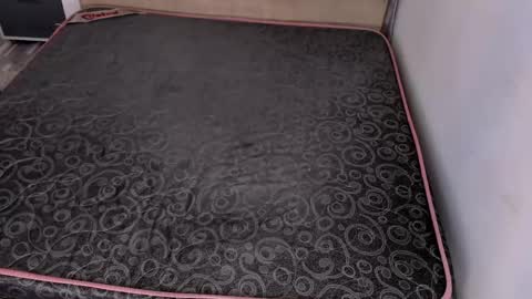 Snapshot of black_rose02 chatting on 05/01/26, 11:48 B L A C K R O S E online show from 05/01/26, 11:48