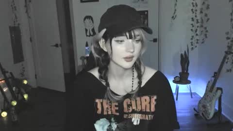 Ella online show from 01/06/26, 07:34