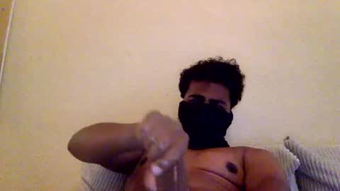 Snapshot of blackboi4v chatting on 09/09/25, 05:51 blackboi4v online show from 09/09/25, 05:51