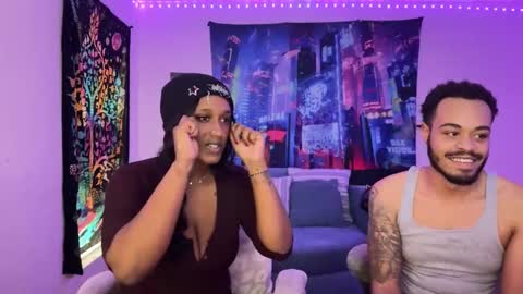 Snapshot of blackbunny0222 chatting on 02/13/25, 01:37 Black Bunny online show from 02/13/25, 01:37