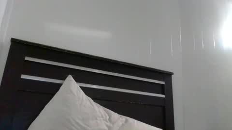 Snapshot of blacked6 chatting on 11/04/25, 09:52 blacked6 online show from 11/04/25, 09:52