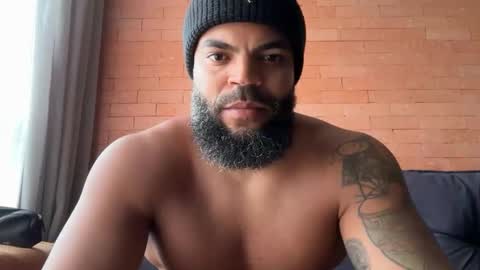 Macauly online show from 03/12/26, 08:26