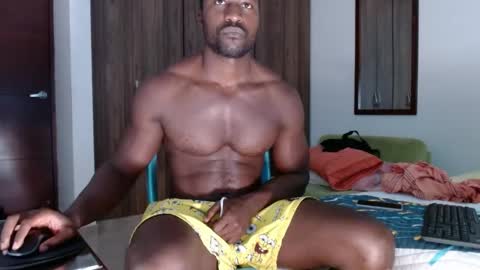 Snapshot of blacknikes chatting on 06/03/26, 07:44 Twtter 1MikeBeckford Onlyfns beckfordmike online show from 06/03/26, 07:44