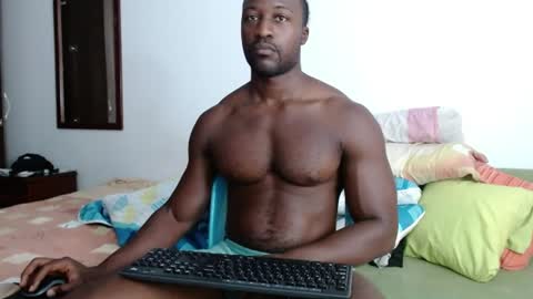 Twtter 1MikeBeckford            Onlyfns beckfordmike online show from 07/15/26, 11:48