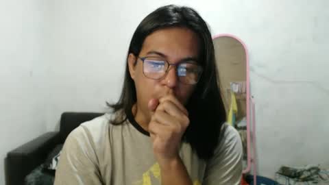 Ellez online show from 12/31/24, 02:29