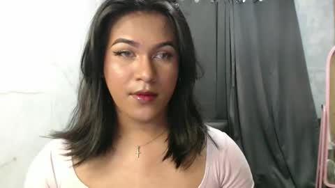 Ellez online show from 10/06/25, 09:34