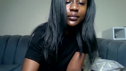 Snapshot of blackprincess25 chatting on 06/29/26, 11:49 Lorraine online show from 06/29/26, 11:49