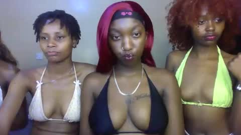 blackqueen2030 online show from 04/21/26, 02:26