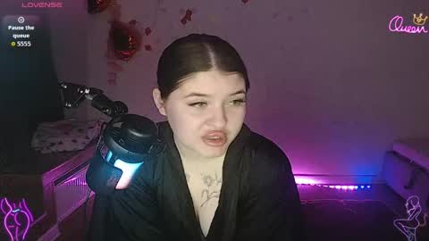 Snapshot of blackroseonee chatting on 05/21/26, 01:23 blackroseonee online show from 05/21/26, 01:23