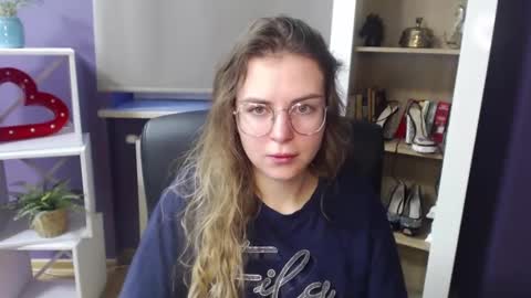Snapshot of blackrosezoey chatting on 01/06/25, 07:20 Z O E Y online show from 01/06/25, 07:20