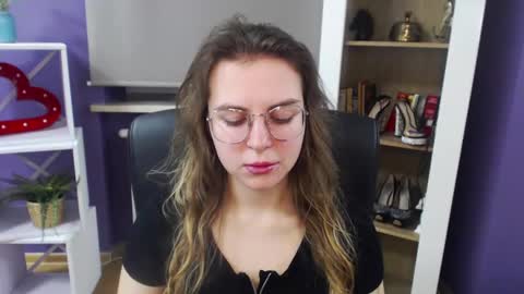 Snapshot of blackrosezoey chatting on 01/10/25, 05:58 Z O E Y online show from 01/10/25, 05:58