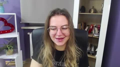Snapshot of blackrosezoey chatting on 01/11/25, 05:41 Z O E Y online show from 01/11/25, 05:41