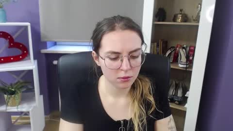 Snapshot of blackrosezoey chatting on 01/14/25, 08:52 Z O E Y online show from 01/14/25, 08:52