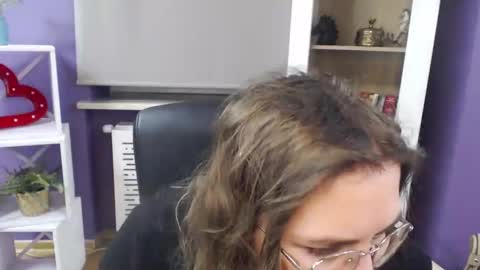 Snapshot of blackrosezoey chatting on 01/21/25, 05:27 Z O E Y online show from 01/21/25, 05:27