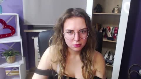 Snapshot of blackrosezoey chatting on 01/27/25, 05:36 Z O E Y online show from 01/27/25, 05:36