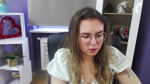 Snapshot of blackrosezoey chatting on 02/11/25, 08:48 Z O E Y online show from 02/11/25, 08:48