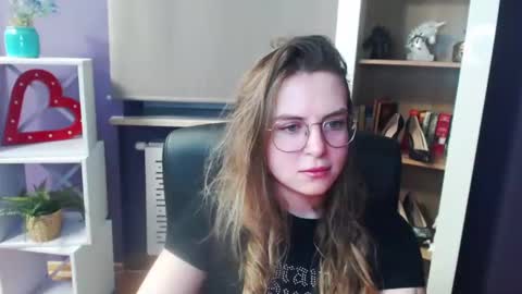 Snapshot of blackrosezoey chatting on 02/20/25, 05:44 Z O E Y online show from 02/20/25, 05:44
