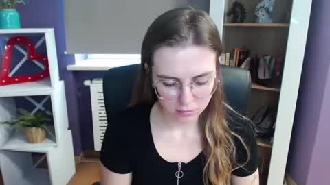 Snapshot of blackrosezoey chatting on 02/21/25, 10:50 Z O E Y online show from 02/21/25, 10:50