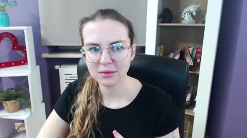 Snapshot of blackrosezoey chatting on 02/26/25, 05:31 Z O E Y online show from 02/26/25, 05:31