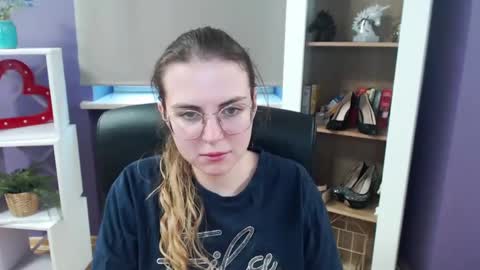 Snapshot of blackrosezoey chatting on 02/26/25, 11:41 Z O E Y online show from 02/26/25, 11:41