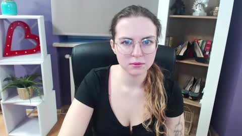 Snapshot of blackrosezoey chatting on 03/06/25, 05:24 Z O E Y online show from 03/06/25, 05:24
