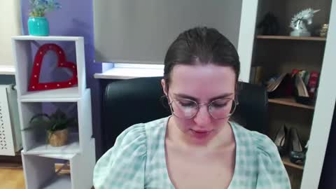 Snapshot of blackrosezoey chatting on 03/10/25, 09:21 Z O E Y online show from 03/10/25, 09:21
