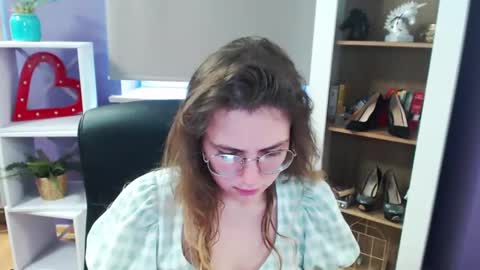 Snapshot of blackrosezoey chatting on 03/11/25, 11:44 Z O E Y online show from 03/11/25, 11:44