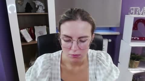 Snapshot of blackrosezoey chatting on 09/25/25, 05:00 Z O E Y online show from 09/25/25, 05:00