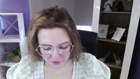 Z O E Y online show from 03/27/26, 08:26