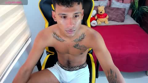 Marlon online show from 12/04/25, 03:21