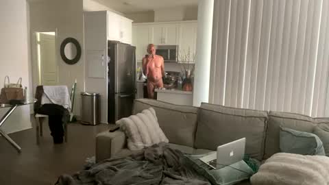 ebony online show from 09/12/25, 06:08