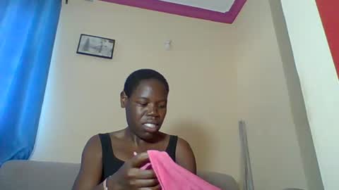 Snapshot of blacksexygal chatting on 06/23/26, 09:07 SARAH online show from 06/23/26, 09:07