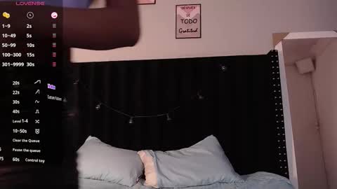 Tifffany bllom online show from 09/09/25, 01:27