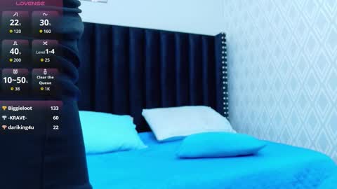 Tifffany bllom online show from 02/19/26, 02:51