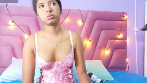 Tifffany bllom online show from 02/25/26, 02:54