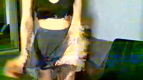 Snapshot of blacky_berry chatting on 11/18/25, 04:44 Ivy online show from 11/18/25, 04:44